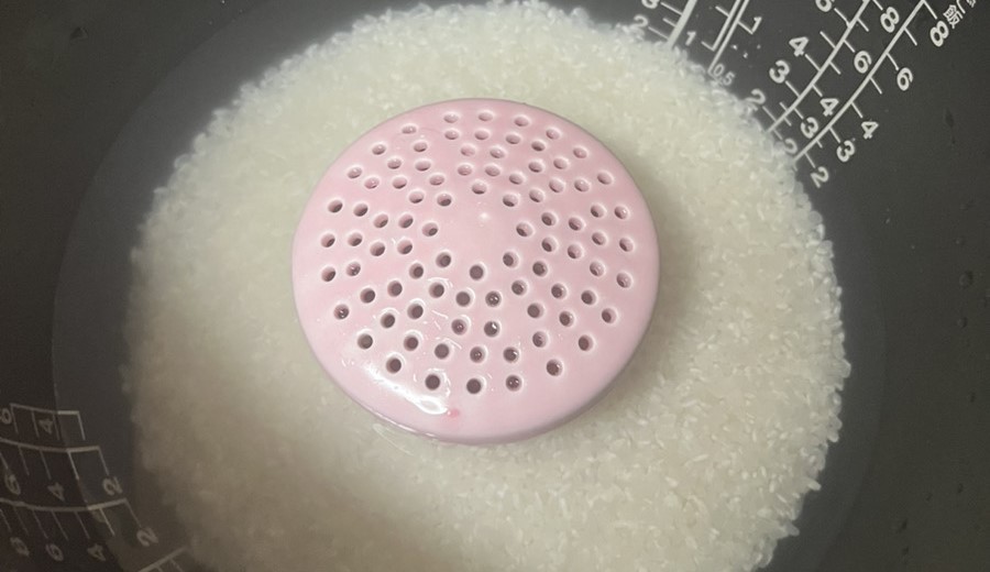 炊飯器に入ったふっくらご飯